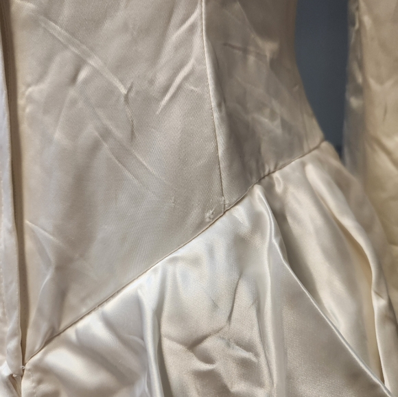 JESSICA MCCLINTOCK, vintage 1980s evening wedding dress, creamy white damask off shoulder gown